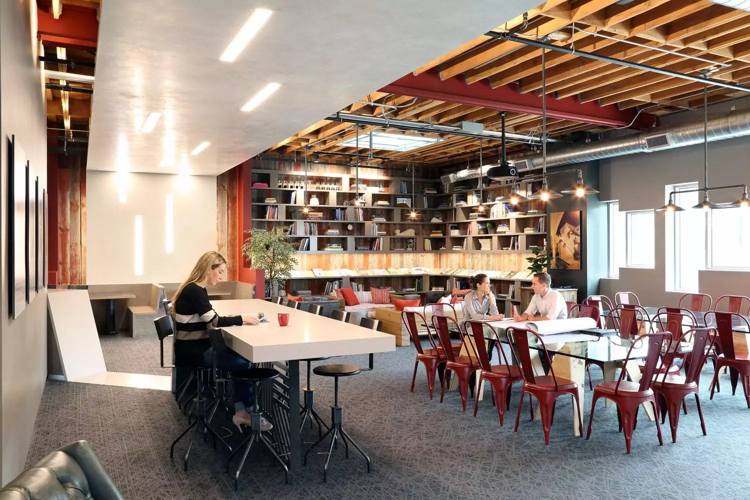 Industrial shared work space Stucco Lamundo